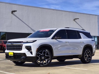 2025 Chevrolet Traverse AWD High Country