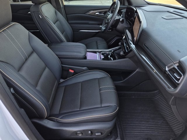 2025 Chevrolet Traverse AWD High Country