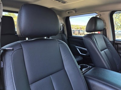 2024 Nissan Titan SV