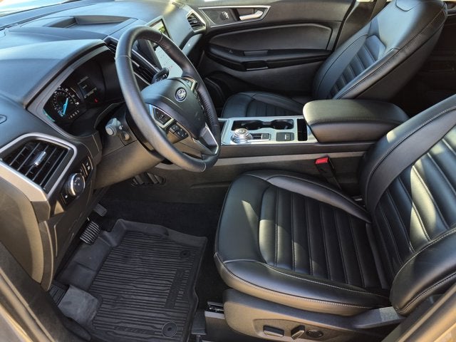 2024 Ford Edge Base