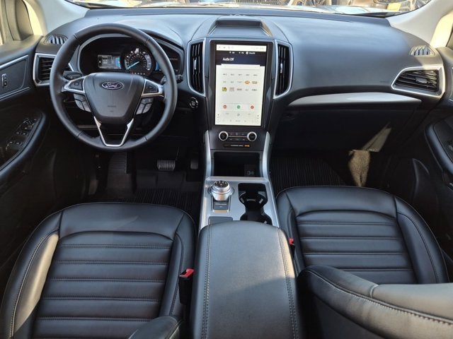 2024 Ford Edge Base