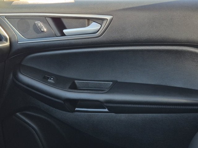 2024 Ford Edge Base