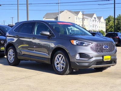 2024 Ford Edge Base