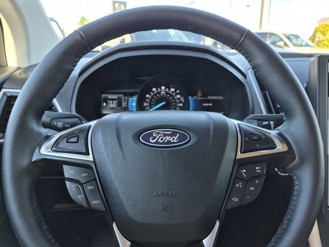 2024 Ford Edge Base