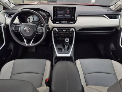 2020 Toyota RAV4 XLE Premium