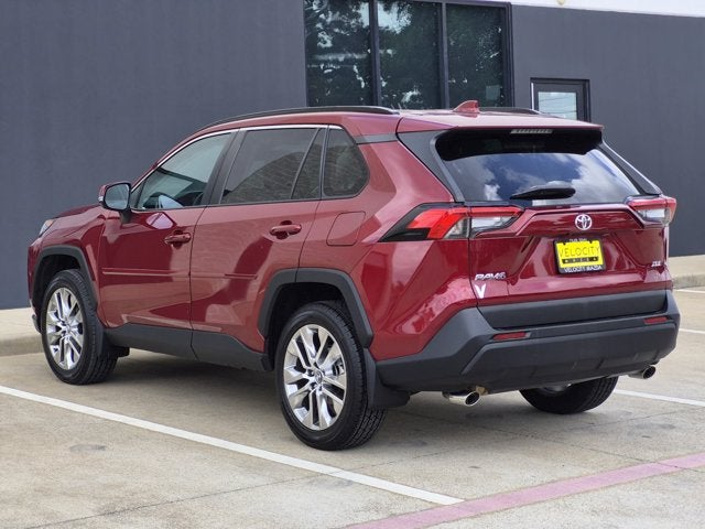 2020 Toyota RAV4 XLE Premium