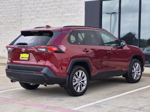 2020 Toyota RAV4 XLE Premium