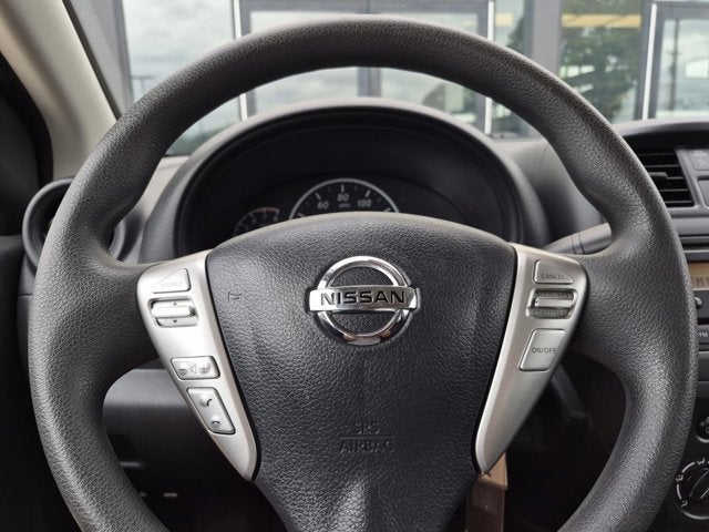2017 Nissan Versa Sedan S Plus