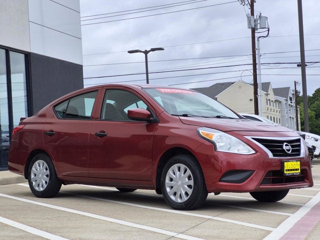 2017 Nissan Versa Sedan S Plus