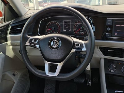2019 Volkswagen Jetta Base