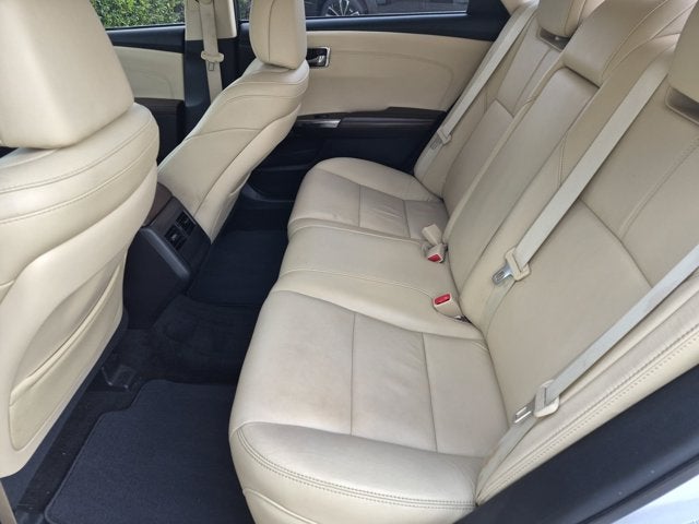 2016 Toyota Avalon Base