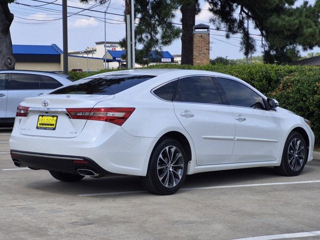 2016 Toyota Avalon Base