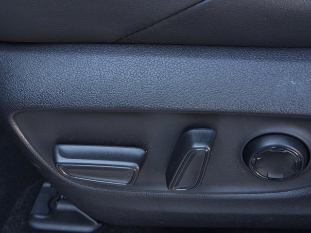 2021 Toyota Venza Base