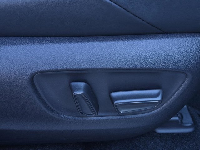 2021 Toyota Venza Base