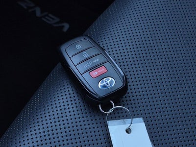 2021 Toyota Venza Base