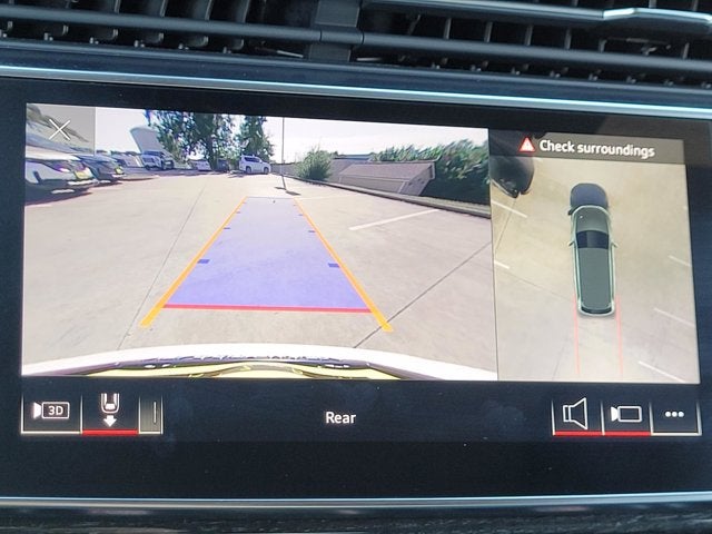 2023 Audi Q7 Premium