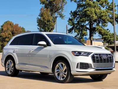 2023 Audi Q7 Premium