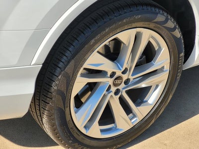 2023 Audi Q7 Premium