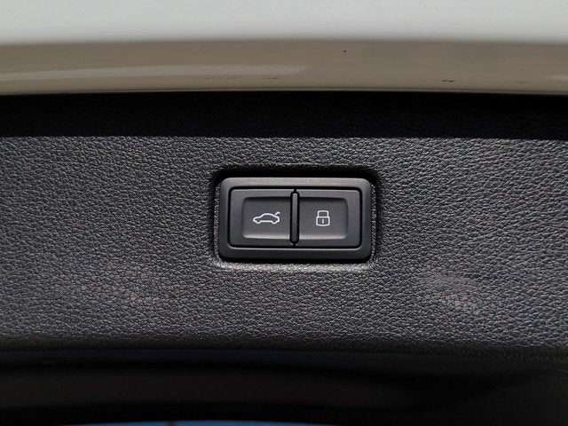 2023 Audi Q7 Premium