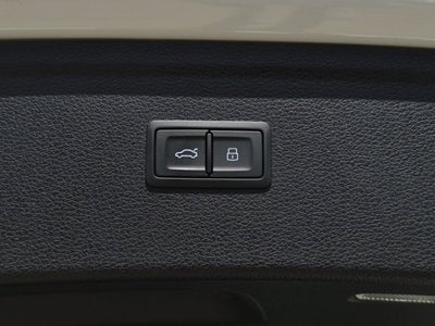 2023 Audi SQ5 Prestige