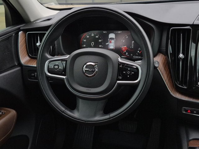 2020 Volvo XC60 Inscription