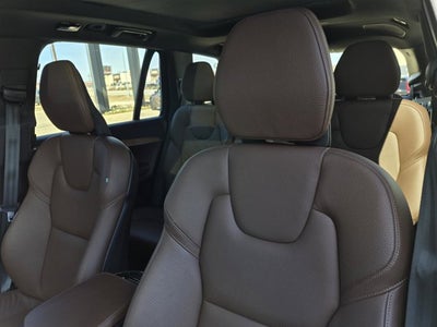 2024 Volvo XC90 Recharge Plug-In Hybrid Plus Bright Theme