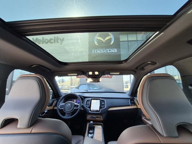 2024 Volvo XC90 Recharge Plug-In Hybrid Plus Bright Theme