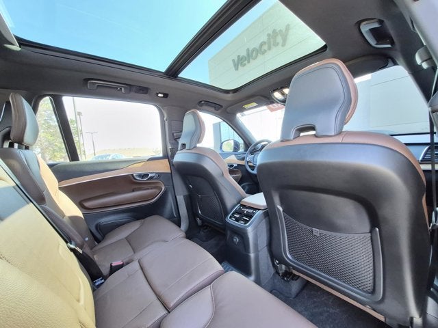 2024 Volvo XC90 Recharge Plug-In Hybrid Plus Bright Theme