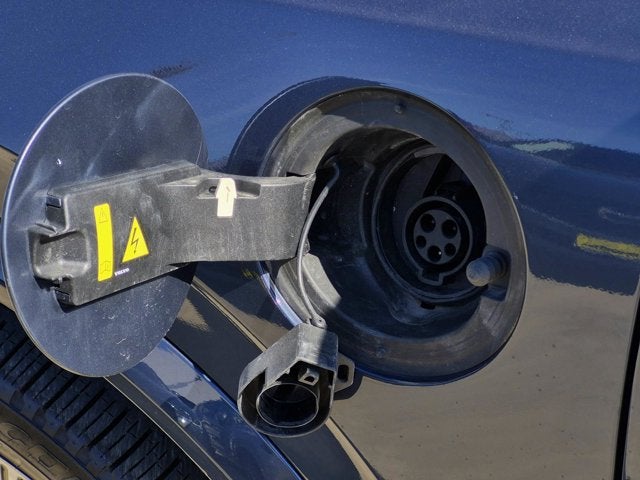 2024 Volvo XC90 Recharge Plug-In Hybrid Plus Bright Theme