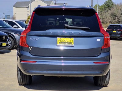 2024 Volvo XC90 Recharge Plug-In Hybrid Plus Bright Theme
