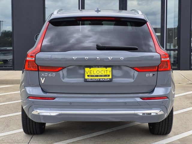 2023 Volvo XC60 Ultimate Bright Theme
