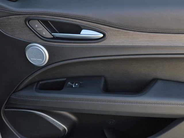 2023 Alfa Romeo Stelvio Ti