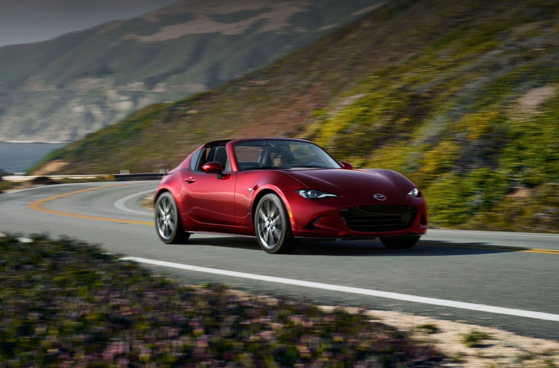 2025 Mazda MX-5 MIATA RF